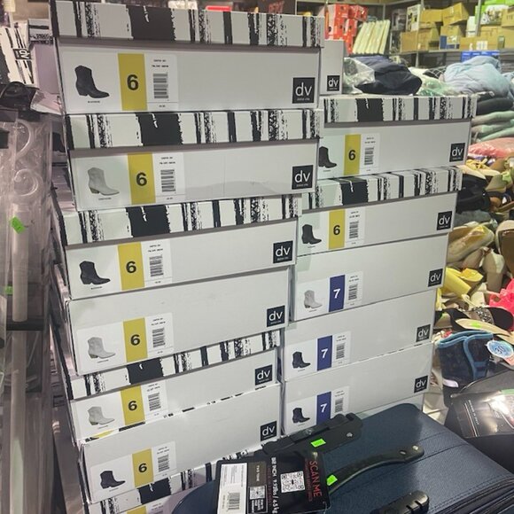 Dolce Vita KELLAR Black Western Heeled Boots - Picture 4 of 15